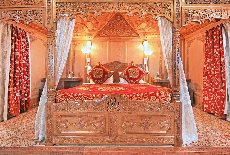 Noora Suite Room