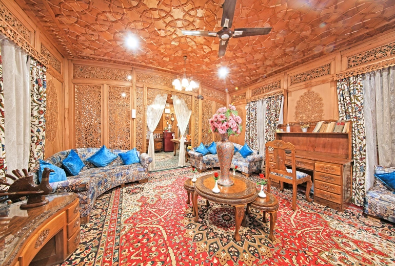 Noora Suite Room